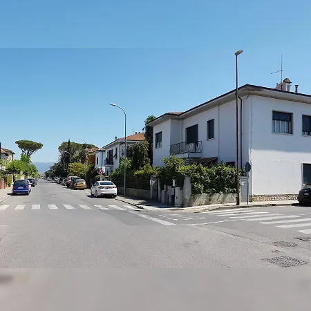 La Coccinella Konukevi 3*
